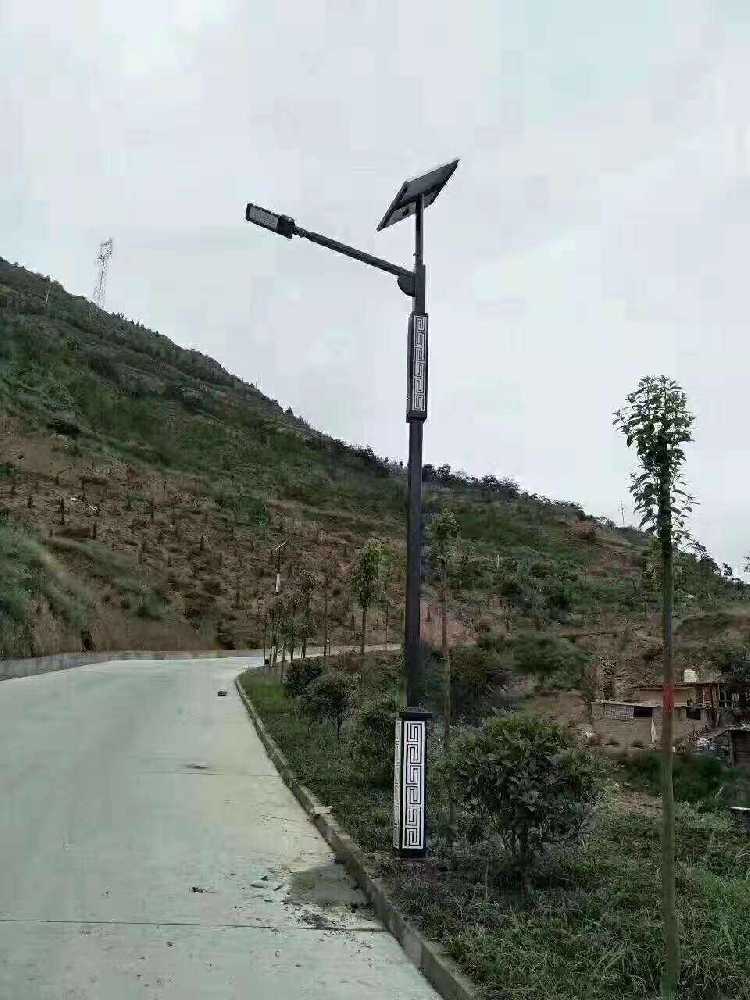 清新区仿古太阳能路灯